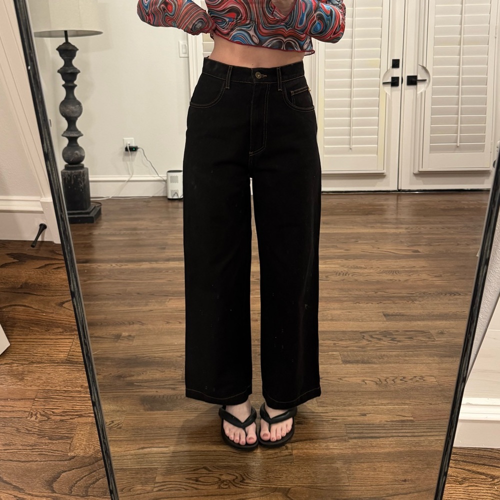 Women's Black Wide-Leg Jeans